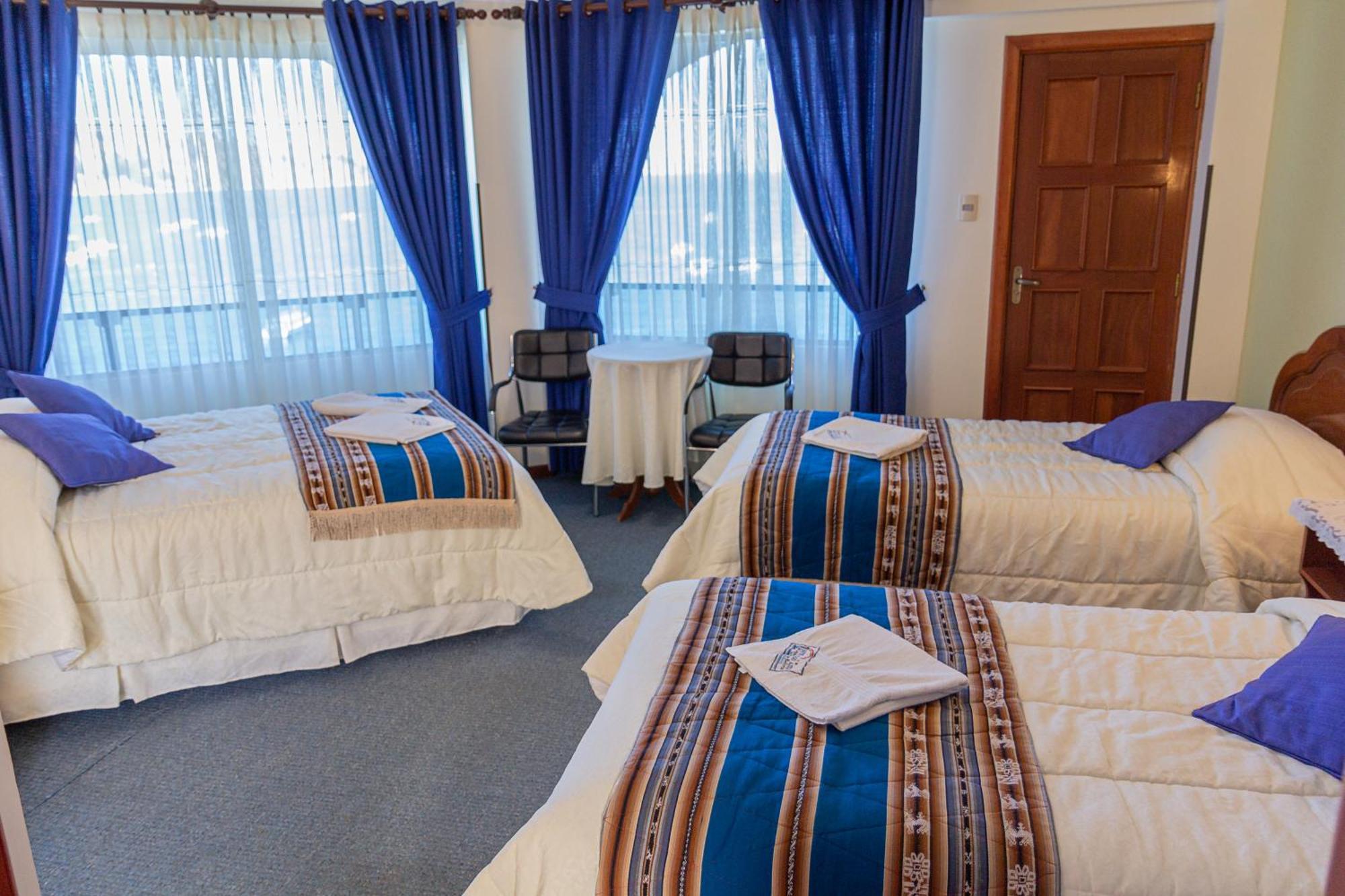 Hotel Lago Azul Copacabana  Pokoj fotografie